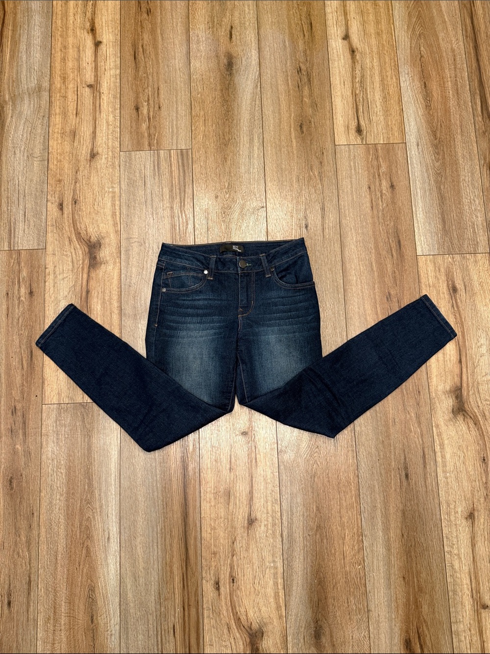 1822 Denim Like new! Ankle Skinny Mid-to-High Rise Fit Jeans Stretch